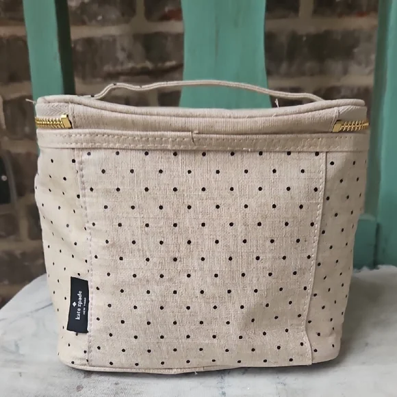 Kate Spade Out to Lunch Polka Dot Lunch Bag - Picture 6 of 8